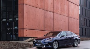 Lexus ES300 - local